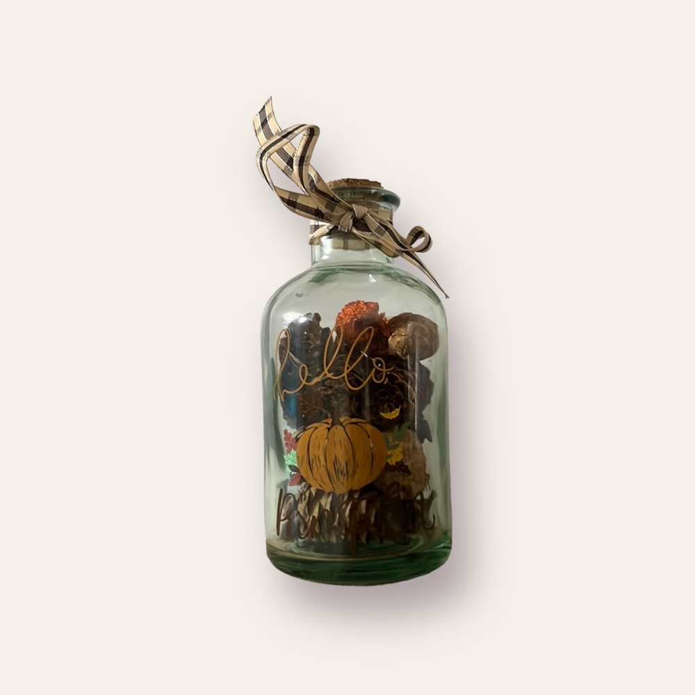 Hello Pumpkin Potpourri New in Bottle Pumpkin Spice Mini Pinecones 5” high